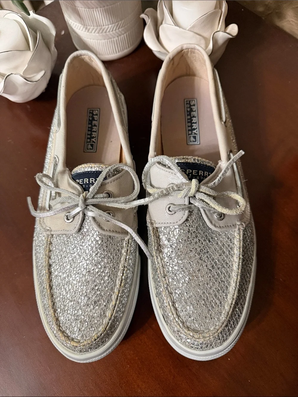 Sperry Topsiders Size 8.5M Metallic Silver Glitter Boat Shoes